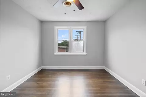 Bedroom - 711 Venable Ave, Baltimore, MD 21218 photo 1 of 4