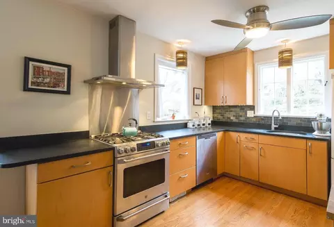 Kitchen - 503 Wingate Rd, Baltimore, MD 21210 photo 2 of 2