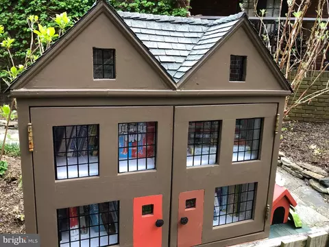 Exterior - 503 Wingate Rd, Baltimore, MD 21210 photo 10 of 13