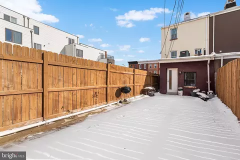 Exterior - 1218 N Bond St, Baltimore, MD 21213 photo 6 of 6