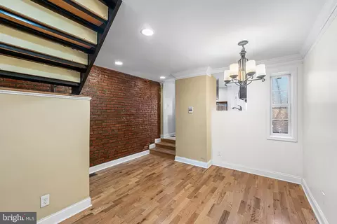 Entry Way - 1218 N Bond St, Baltimore, MD 21213 photo 3 of 5