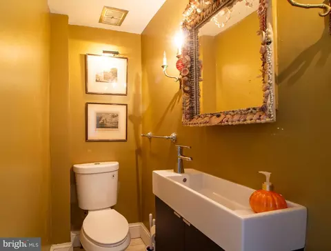 Bath - 102 E Montgomery St, Baltimore, MD 21230 photo 1 of 5