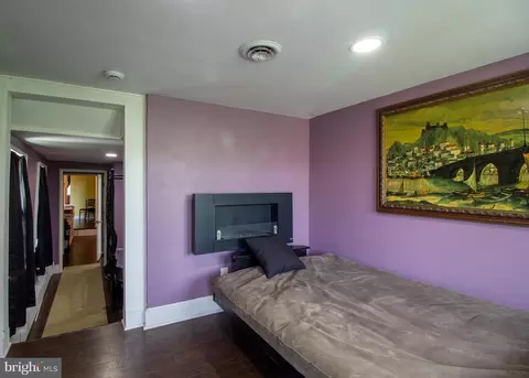 Bedroom - 102 E Montgomery St, Baltimore, MD 21230 photo 6 of 7