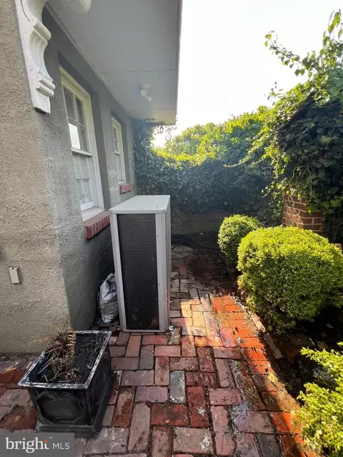 Exterior - 102 E Montgomery St, Baltimore, MD 21230 photo 6 of 6