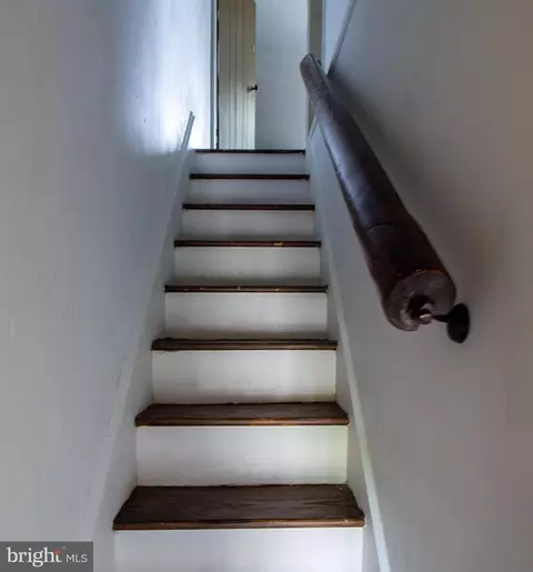 Entry Way - 102 E Montgomery St, Baltimore, MD 21230 photo 18 of 18