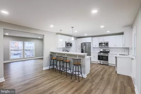 5919 Simmonds Ave, Baltimore, MD 21215 photo 9