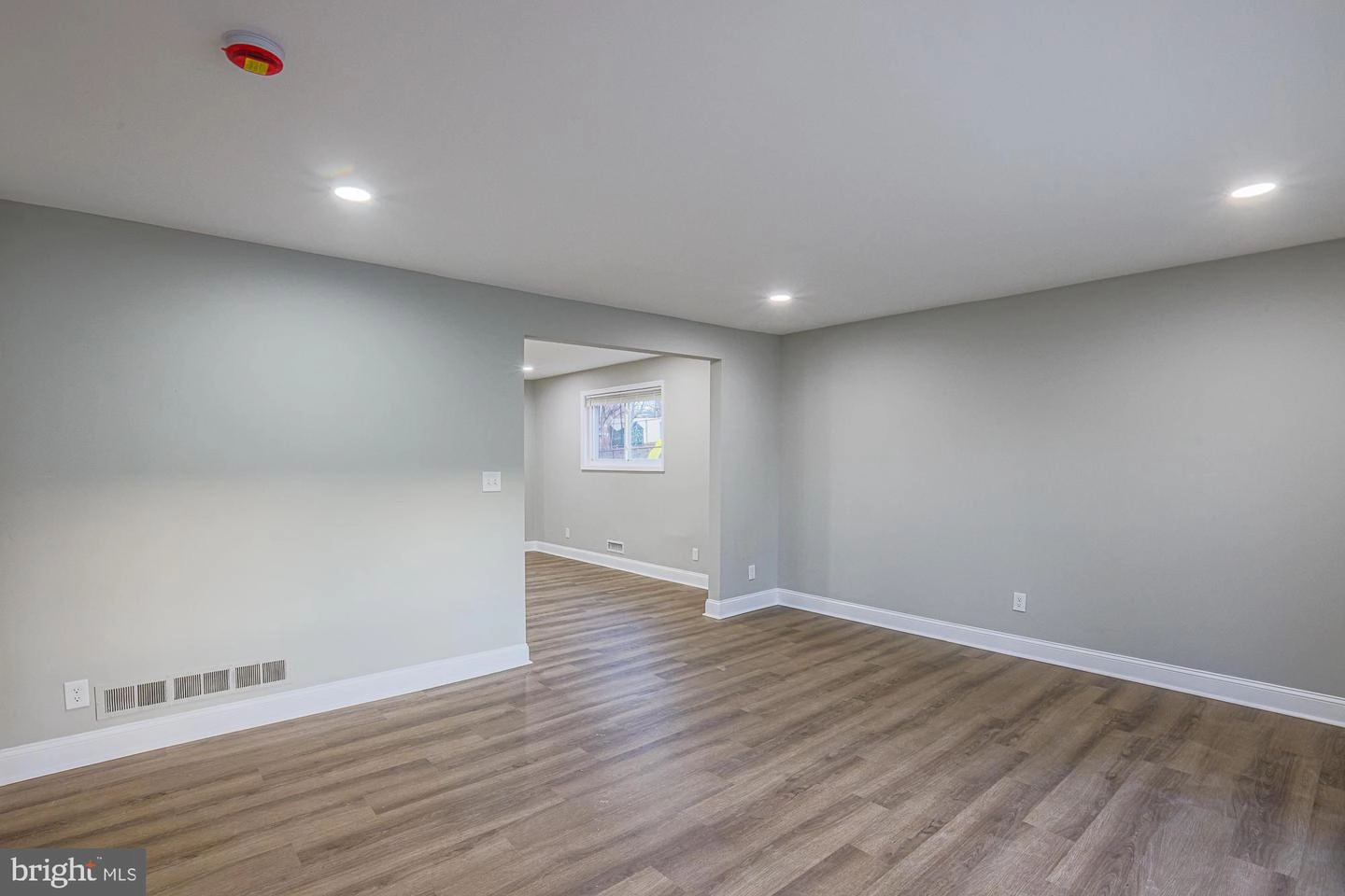 5919 Simmonds Ave, Baltimore, MD 21215 photo 3