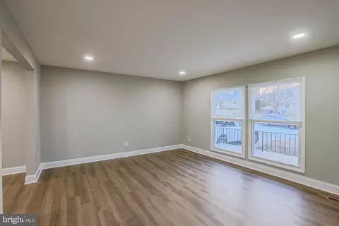 5919 Simmonds Ave, Baltimore, MD 21215 photo 4