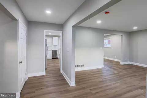 5919 Simmonds Ave, Baltimore, MD 21215 photo 2