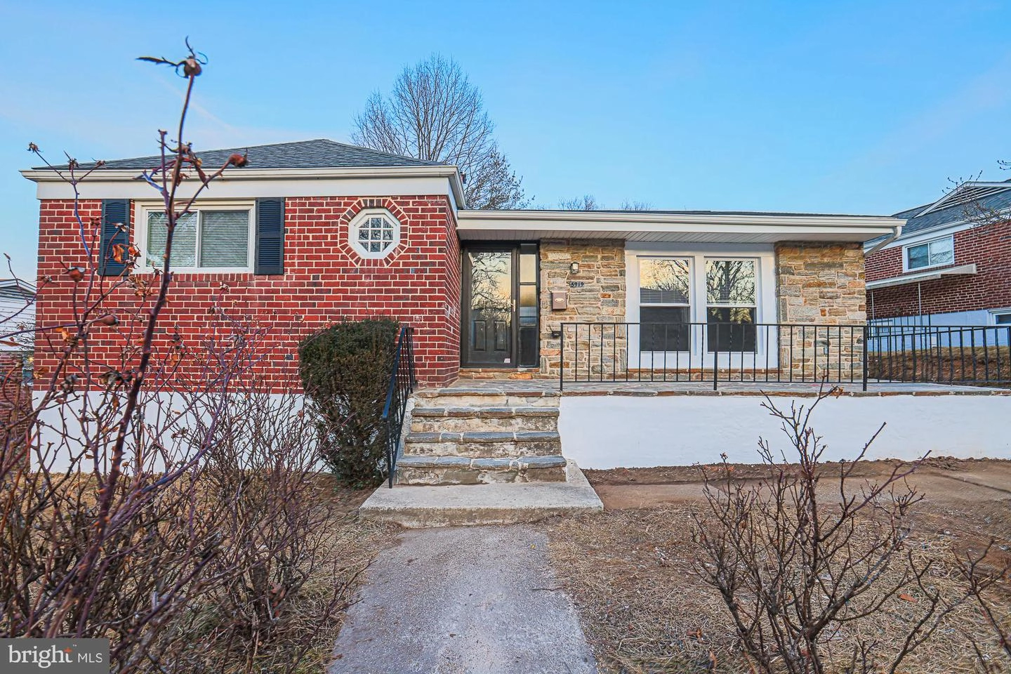 5919 Simmonds Ave, Baltimore, MD 21215 photo 1
