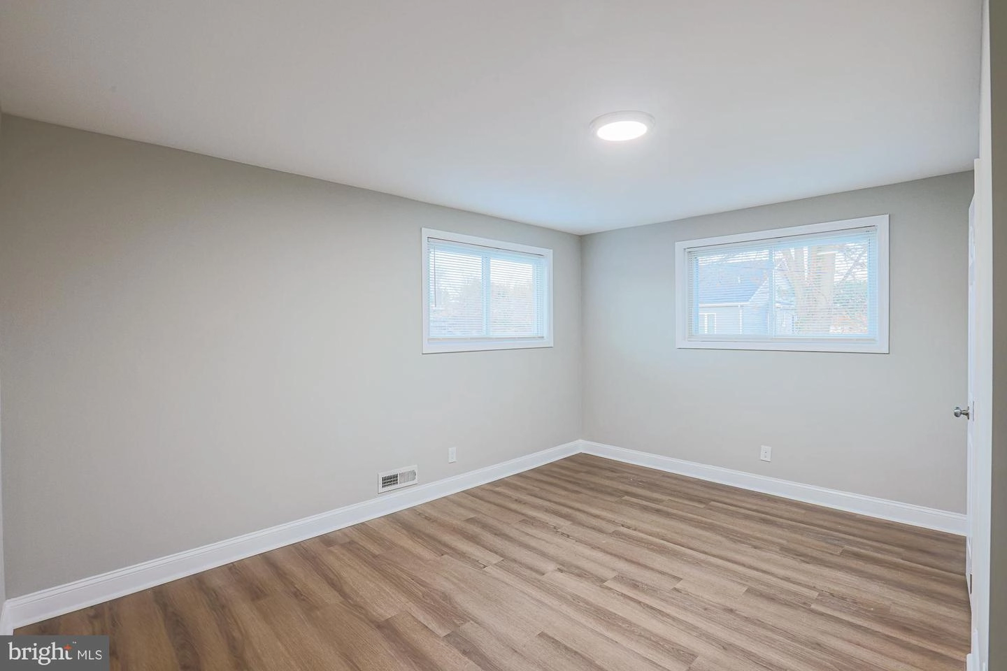 5919 Simmonds Ave, Baltimore, MD 21215 photo 31