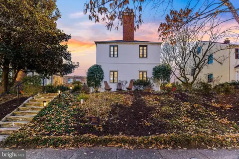 3555 Newland Rd, Baltimore, MD 21218