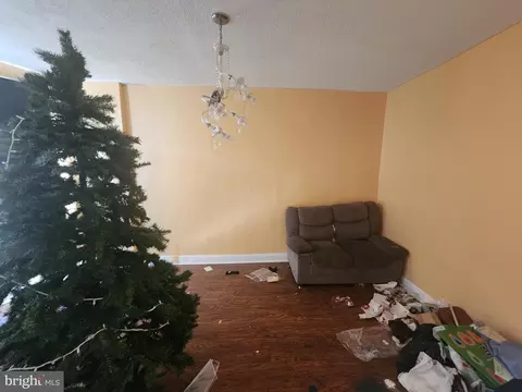 2126 Walbrook Ave, Baltimore, MD 21217 photo 4