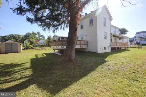 Exterior - 3604 Hineline Ave, Baltimore, MD 21229 photo 8 of 10