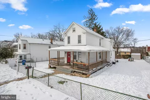 Exterior - 3604 Hineline Ave, Baltimore, MD 21229 photo 3 of 10