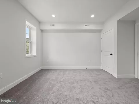 Bedroom - 1214 Hull St, Baltimore, MD 21230 photo 5 of 8