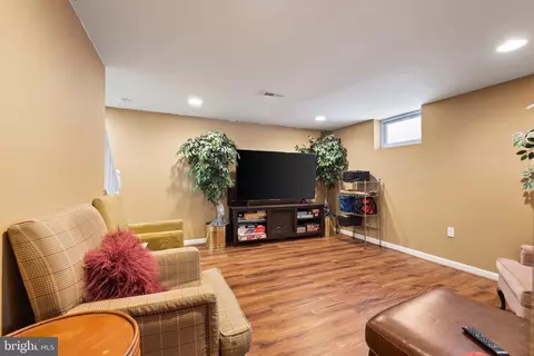 5606 Wayne Ave, Baltimore, MD 21207 photo 20