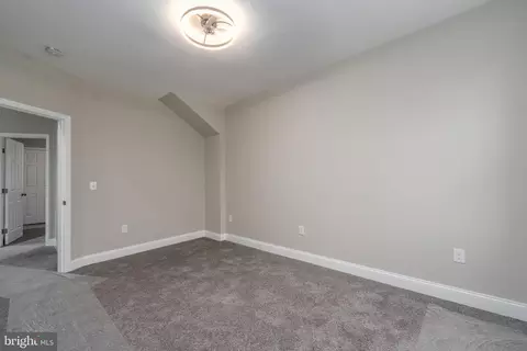 600 E 38th St, Baltimore, MD 21218 photo 15