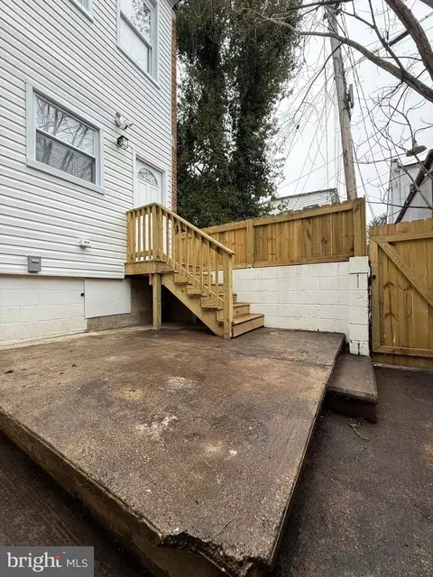 600 E 38th St, Baltimore, MD 21218 photo 38