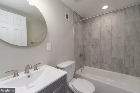 600 E 38th St, Baltimore, MD 21218 photo 16