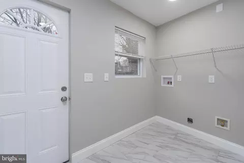 600 E 38th St, Baltimore, MD 21218 photo 12