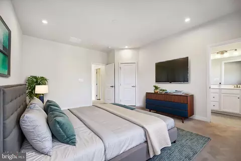 Bedroom - 1800 Eager St, Baltimore, MD 21205 photo 1 of 6
