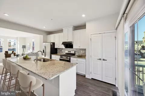 Kitchen - 1800 Eager St, Baltimore, MD 21205 photo 2 of 3