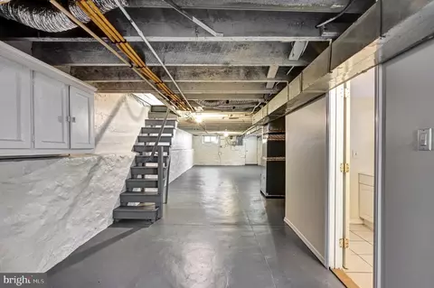 Entry Way - 3401 Ramona Ave, Baltimore, MD 21213 photo 2 of 2