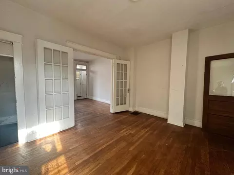 Living - 2021 E Lanvale St, Baltimore, MD 21213 photo 3 of 3