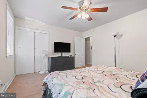 Bedroom - 3952 Oakford Ave, Baltimore, MD 21215 photo 7 of 7