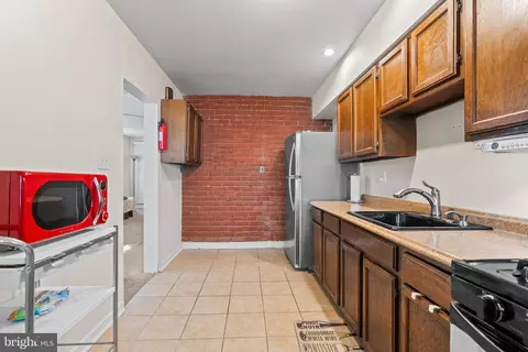 Kitchen - 3952 Oakford Ave, Baltimore, MD 21215 photo 2 of 3
