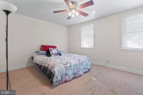 Bedroom - 3952 Oakford Ave, Baltimore, MD 21215 photo 5 of 7
