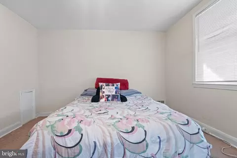 Bedroom - 3952 Oakford Ave, Baltimore, MD 21215 photo 6 of 7