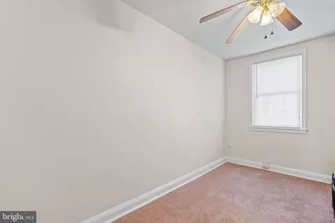 Bedroom - 3952 Oakford Ave, Baltimore, MD 21215 photo 3 of 7