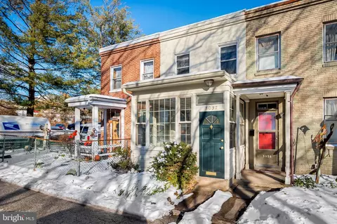 3037 Elm Ave, Baltimore, MD 21211