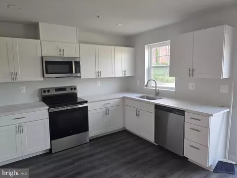 Kitchen - 2319 Division St, Baltimore, MD 21217 photo 3 of 4