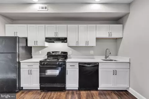 2125 Mcculloh St, Baltimore, MD 21217 photo 4