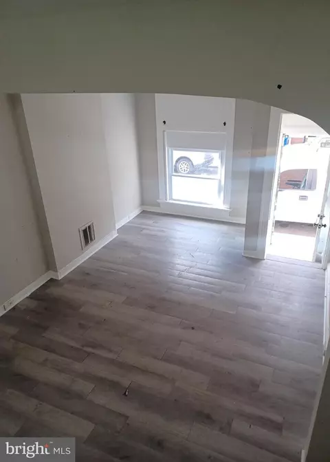 711 N Streeper St, Baltimore, MD 21205 photo 2