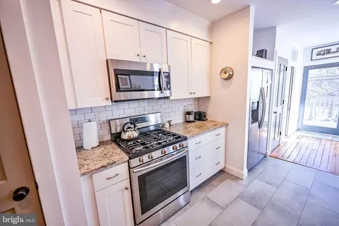 2939 Keswick Rd, Baltimore, MD 21211 photo 14