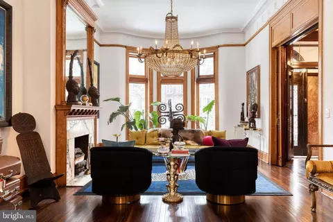 Living - 2452 Eutaw Pl, Baltimore, MD 21217 photo 4 of 11