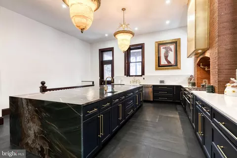 Kitchen - 2452 Eutaw Pl, Baltimore, MD 21217 photo 4 of 10