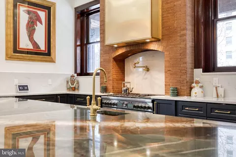 Kitchen - 2452 Eutaw Pl, Baltimore, MD 21217 photo 6 of 10
