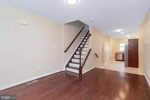 Entry Way - 418 E Oliver St, Baltimore, MD 21202 photo 2 of 4