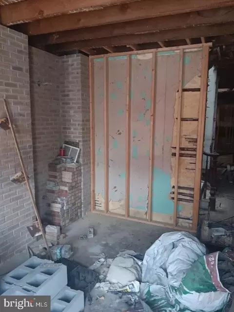 1008 E Biddle St, Baltimore, MD 21202 photo 7
