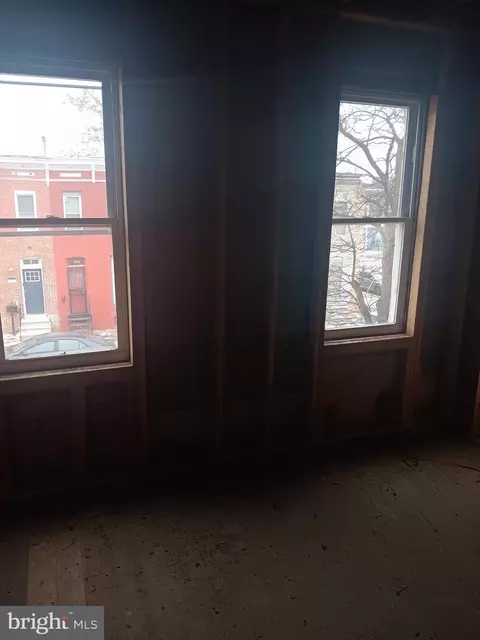1008 E Biddle St, Baltimore, MD 21202 photo 3