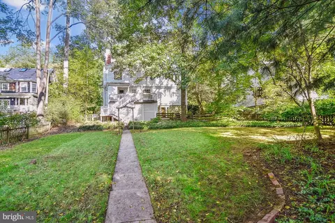 Exterior - 208 Edgevale Rd, Baltimore, MD 21210 photo 7 of 13
