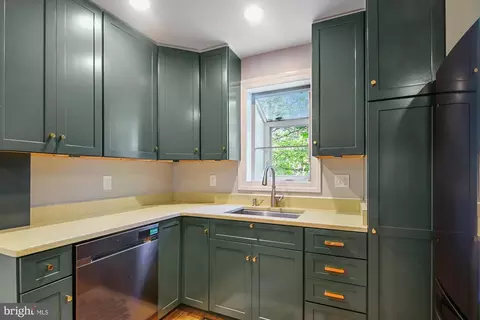 Other - 208 Edgevale Rd, Baltimore, MD 21210 photo 5 of 21