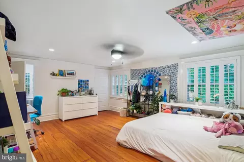 Bedroom - 208 Edgevale Rd, Baltimore, MD 21210 photo 10 of 13