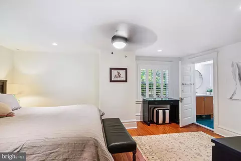 Bedroom - 208 Edgevale Rd, Baltimore, MD 21210 photo 4 of 13
