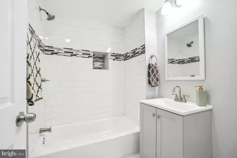 Bath - 3501 Erdman Ave, Baltimore, MD 21213 photo 1 of 3